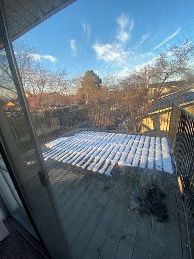 Foto del edificio - 178 W Colby Ln