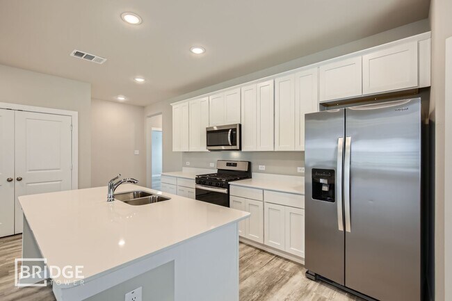 Building Photo - B1- Buffalo Plan