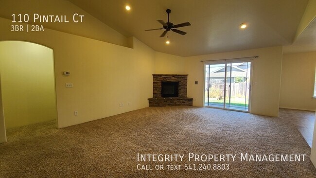 Foto del edificio - 110 Pintail Ct