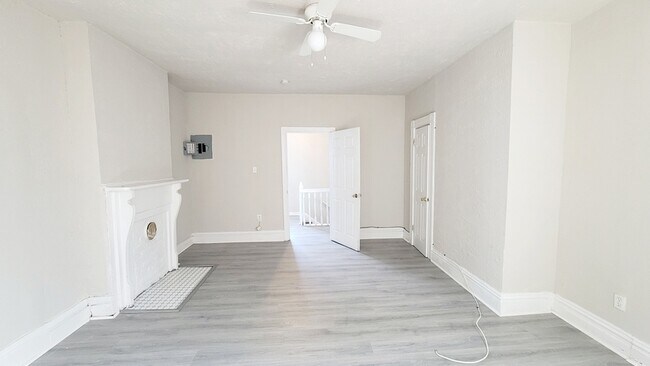 Building Photo - 2902 Barton Ave