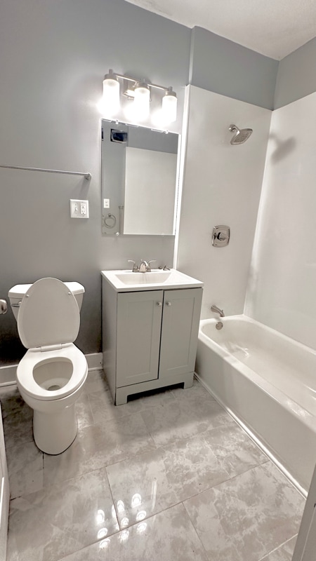 Building Photo - 4444 S Indiana Ave