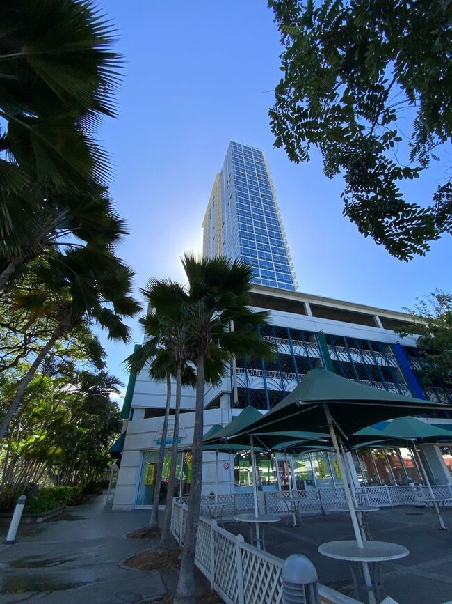 Foto del edificio - 909 Kapiolani Blvd