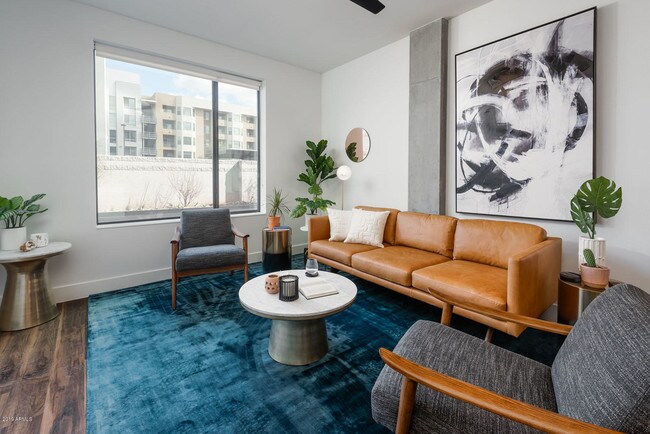 Foto del edificio - 701 W Rio Salado Pkwy