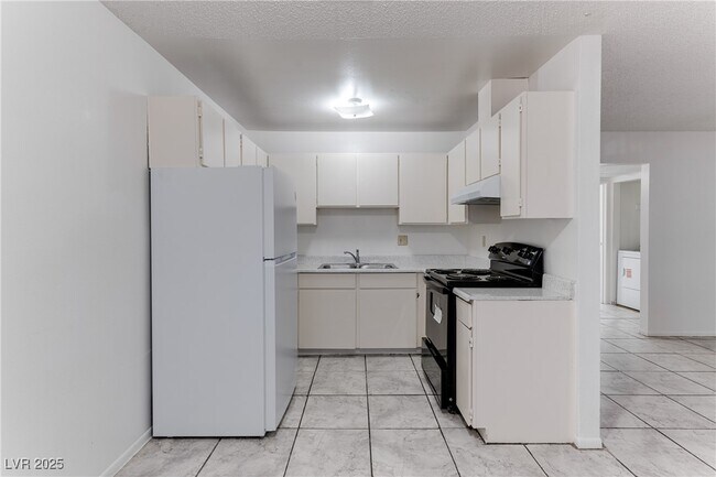 Foto del edificio - 312 E Tonopah Ave