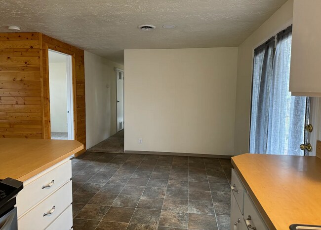 Building Photo - 20618 Silas Dr