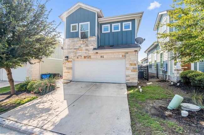 Building Photo - 2311 Capulet St