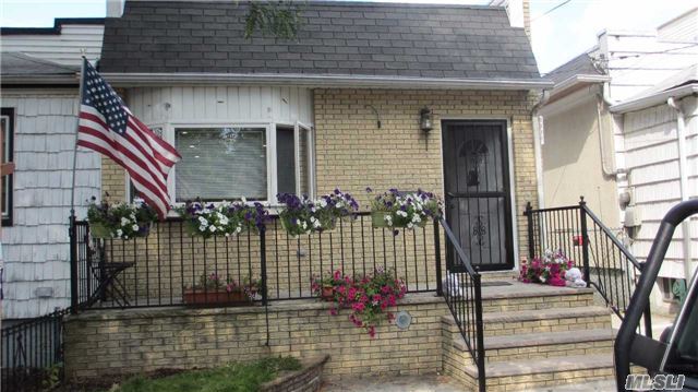 Primary Photo - 89-19 Desarc Rd
