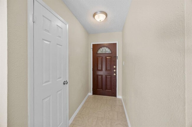 Building Photo - 6509 Krollton Dr