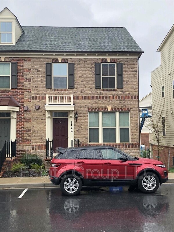 Building Photo - 9126 Landon House Ln
