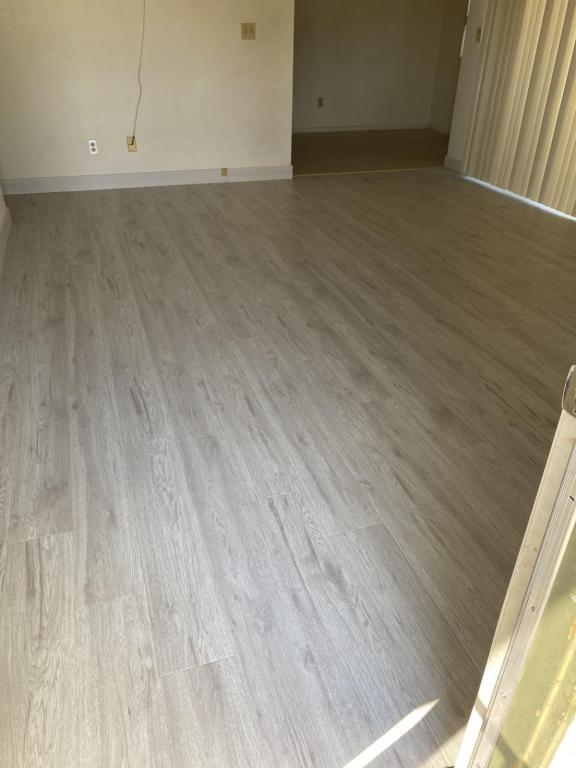 Foto del edificio - 1649 Pine Ct