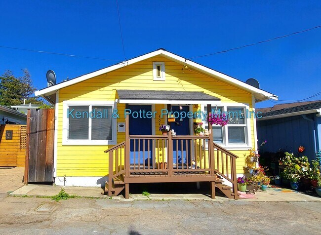 Building Photo - 404 Blue Gum Ave