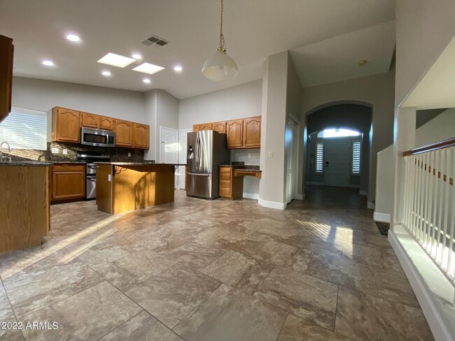 Foto del edificio - 14624 S 23rd St