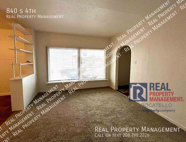 Building Photo - 840 s 4th-