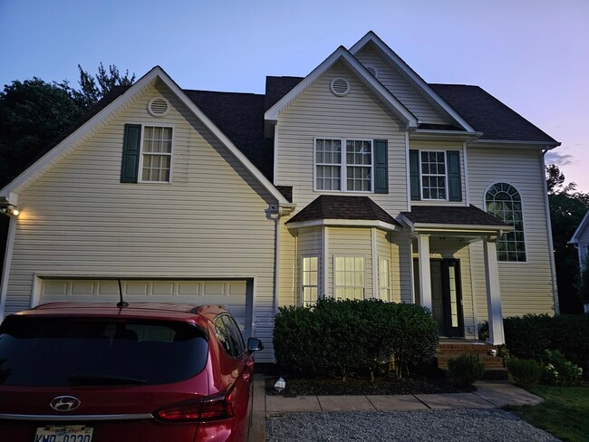 Photo - 3007 Oakdale Rd House