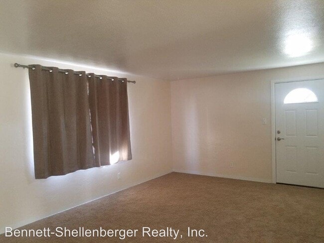 Building Photo - 1226 E Buena Ventura St