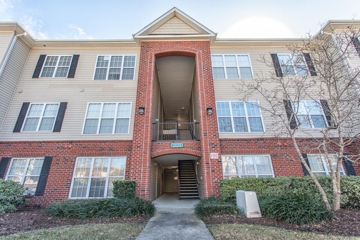 Foto principal - 2820 Bloomfield Ln