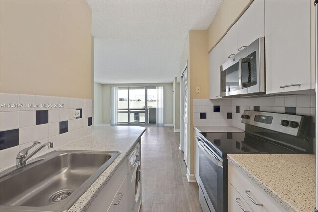 Foto del edificio - 1500 Bay Rd