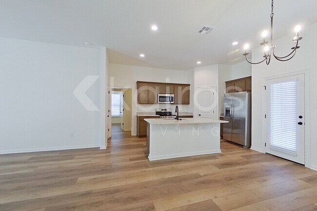 Foto del edificio - 109 Hendrix Rd