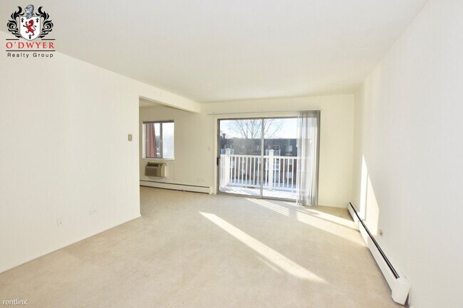 Building Photo - 1 br, 1 bath Apartment - 906 Ridge Sq Apt 318