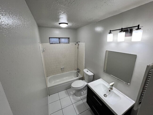 Foto del edificio - 11903 Fork Creek Dr