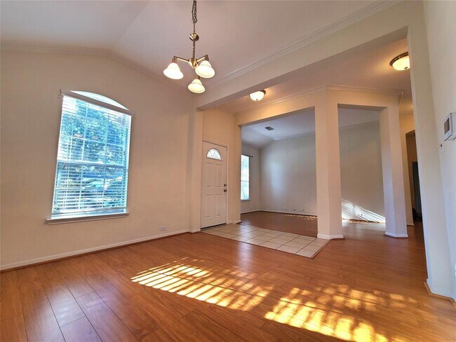 Foto del edificio - 2605 Courtyard Ln
