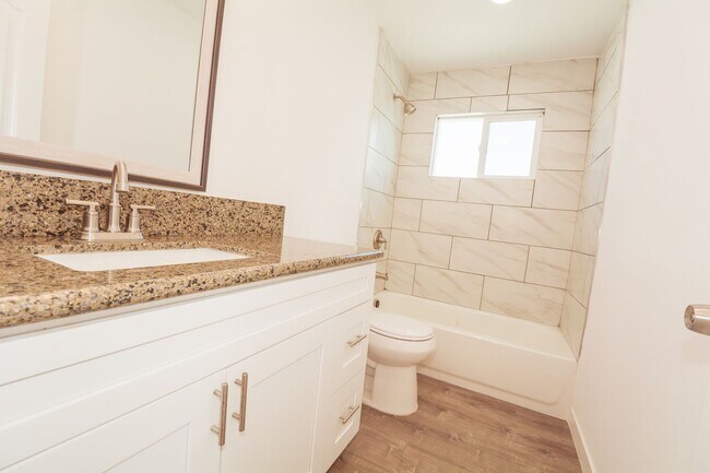 Foto del edificio - 8264 Bennett Avenue