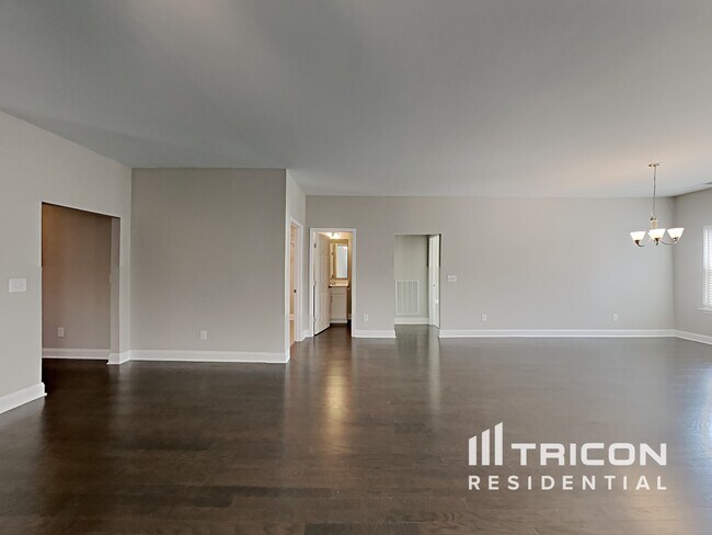 Building Photo - 131 Auxley Court White House TN