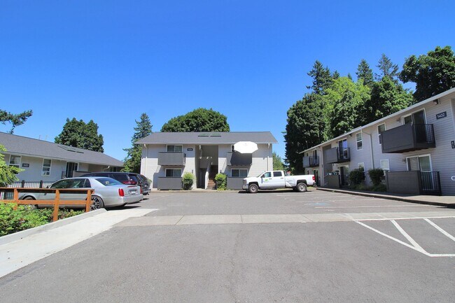 Building Photo - 1432-1422-1428 NE 160th Ave