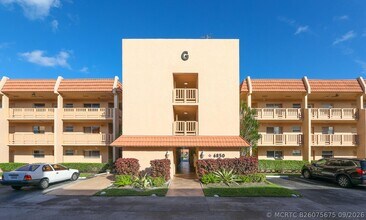 Building Photo - 6850 Royal Palm Blvd