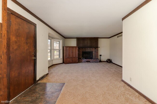 Foto del edificio - 3 br, 2 bath House - 1415 Towanda Ave