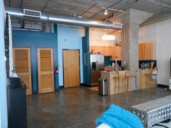 Building Photo - 505 Whitehall Street Southwest, Unit 244