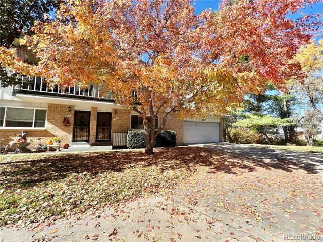 Building Photo - 387 Upham St