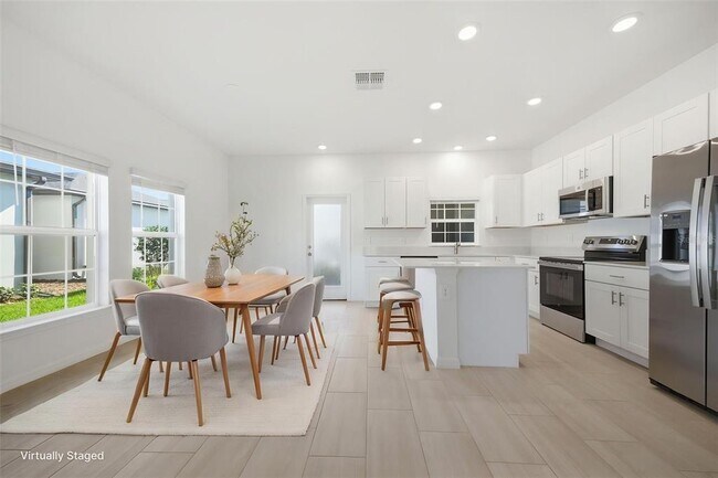 Foto del edificio - 10848 Fanning Spgs Ln