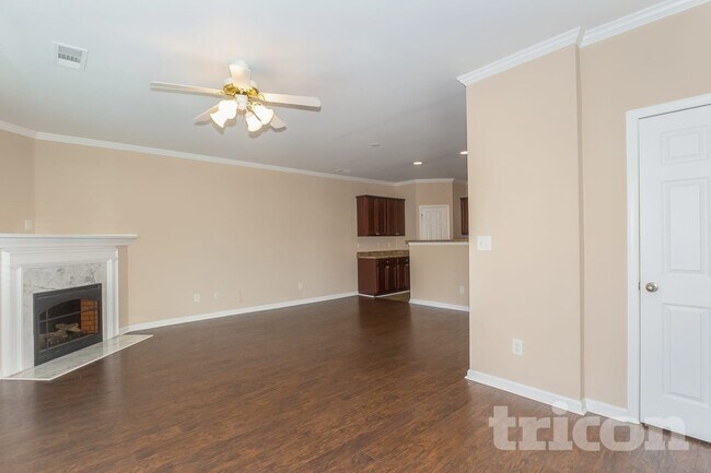 Foto del edificio - 3364 Estes Dr