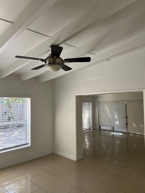 Foto del edificio - 829 NE 17th Ave