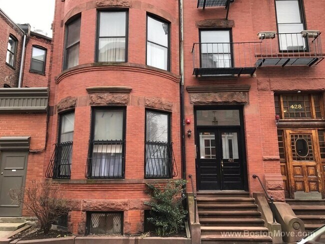 Building Photo - 426 Marlborough St