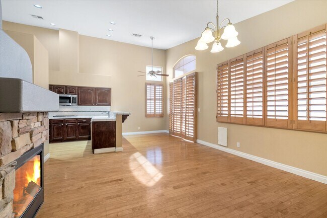 Foto del edificio - Great Single Story Summerlin Area Pool Home