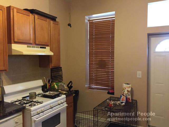 Foto del edificio - 2932 W Fulton St