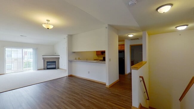 Building Photo - 645 Cedar Bluffs Dr