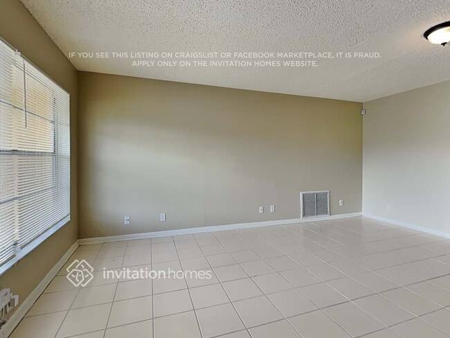 Foto del edificio - 9019 SW 9th St