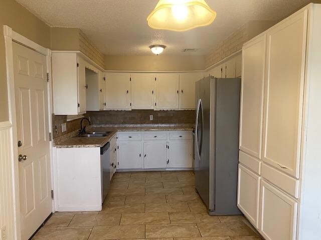 Foto del edificio - 6708 SW Forest Cir