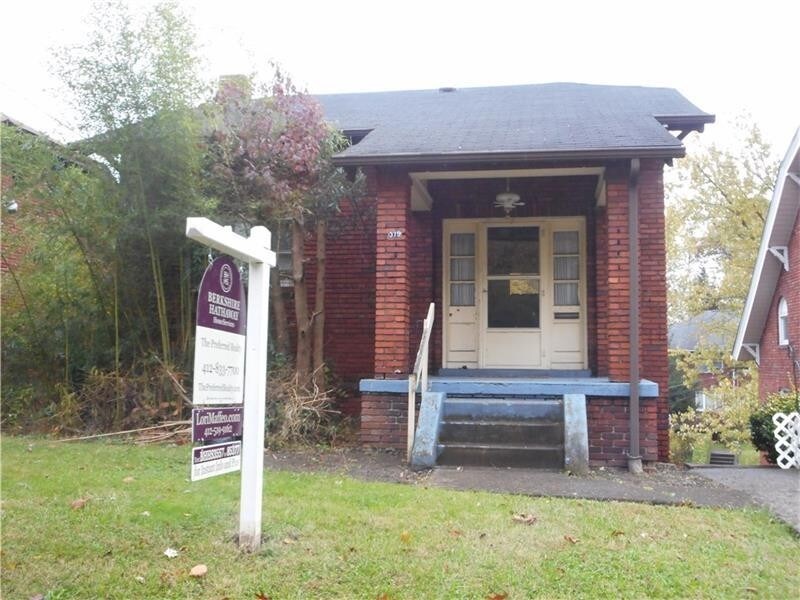 Primary Photo - 379 Ohio Ave