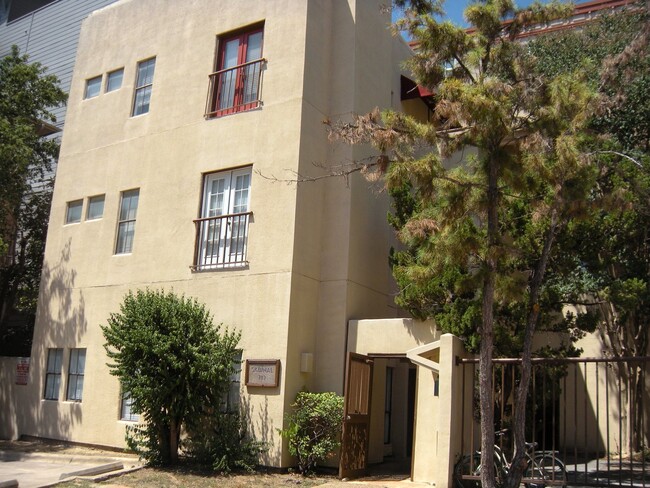 Foto del edificio - K241 - Sabinal #301
