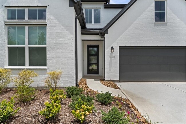 Building Photo - 8222 Sherman Pk Trl