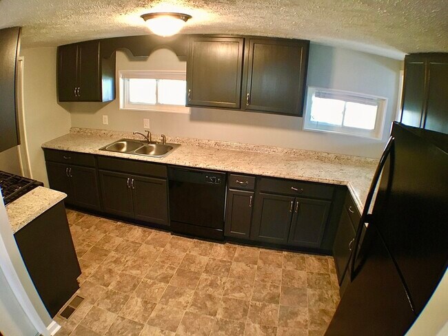 Foto del edificio - 5601 E 31st St