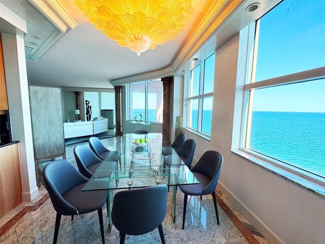 Building Photo - 2110 N Ocean Blvd