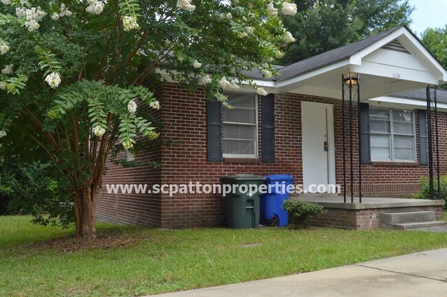 Foto del edificio - Brandon Acres Duplex