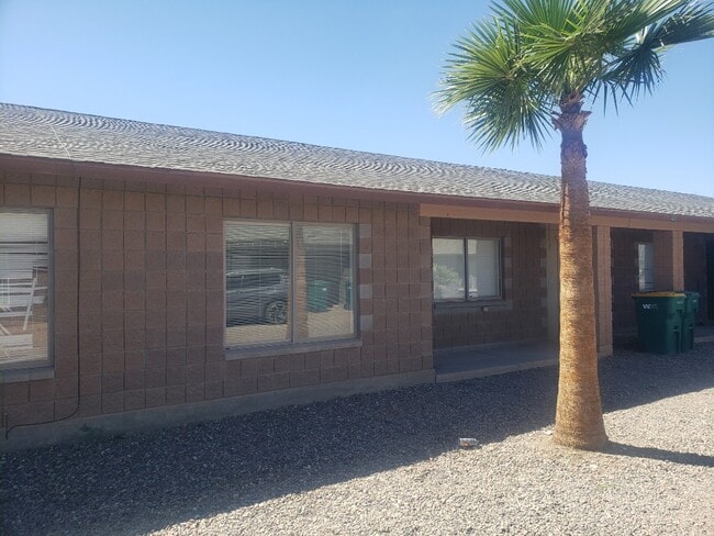 Foto del edificio - N Sunshine Blvd