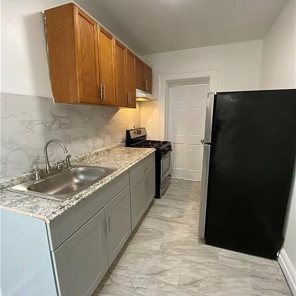 Building Photo - 207 E Prospect Ave, Mount Vernon, NY 10550