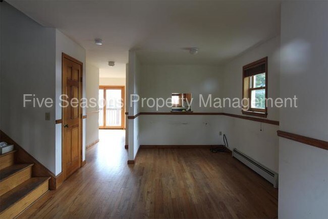Building Photo - 62 Orchard Ter